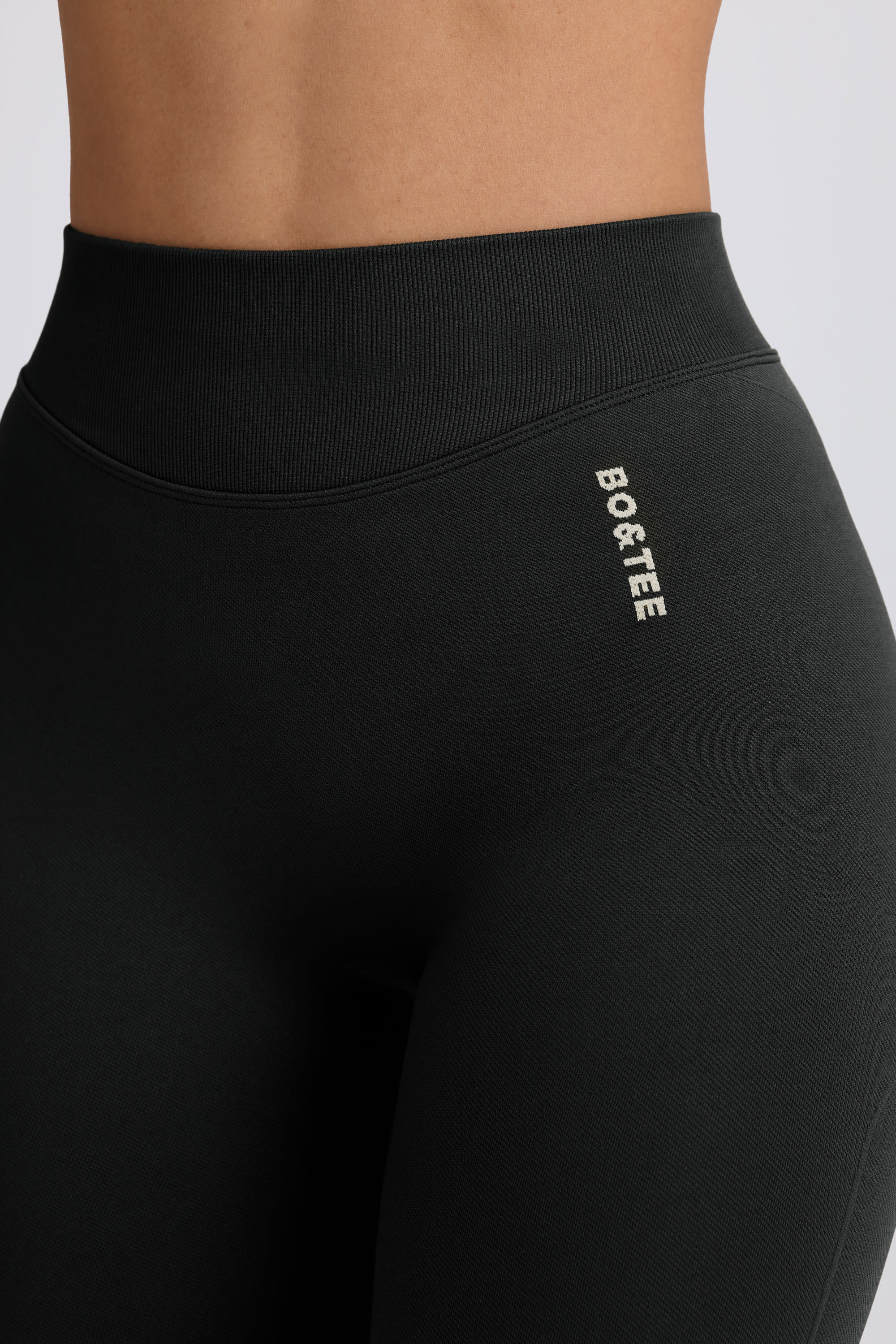 Super Sculpt Seamless High-Waist Leggings in Ash - Image 6