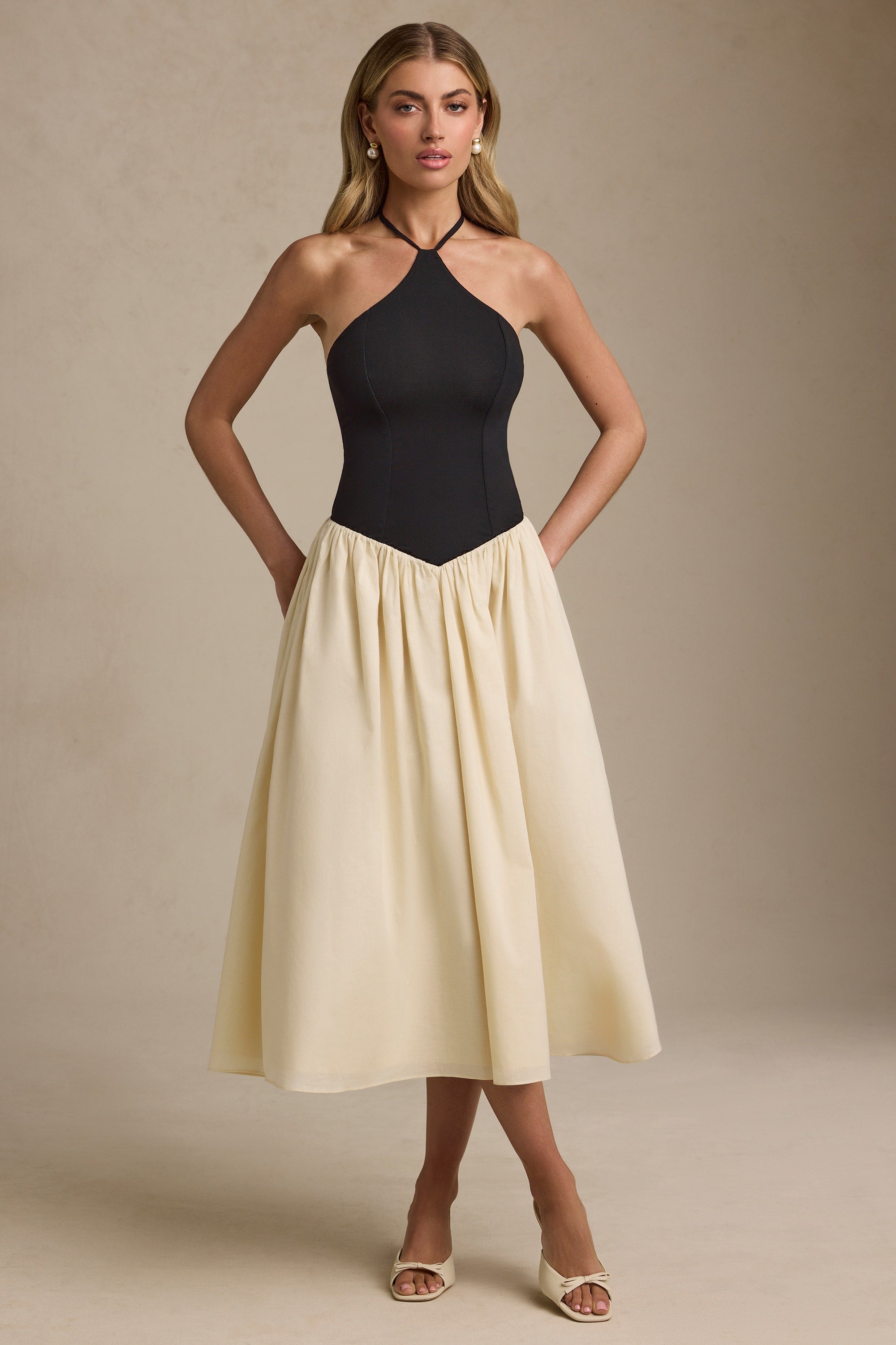 Thalira Halterneck A-Line Midaxi Dress in Black