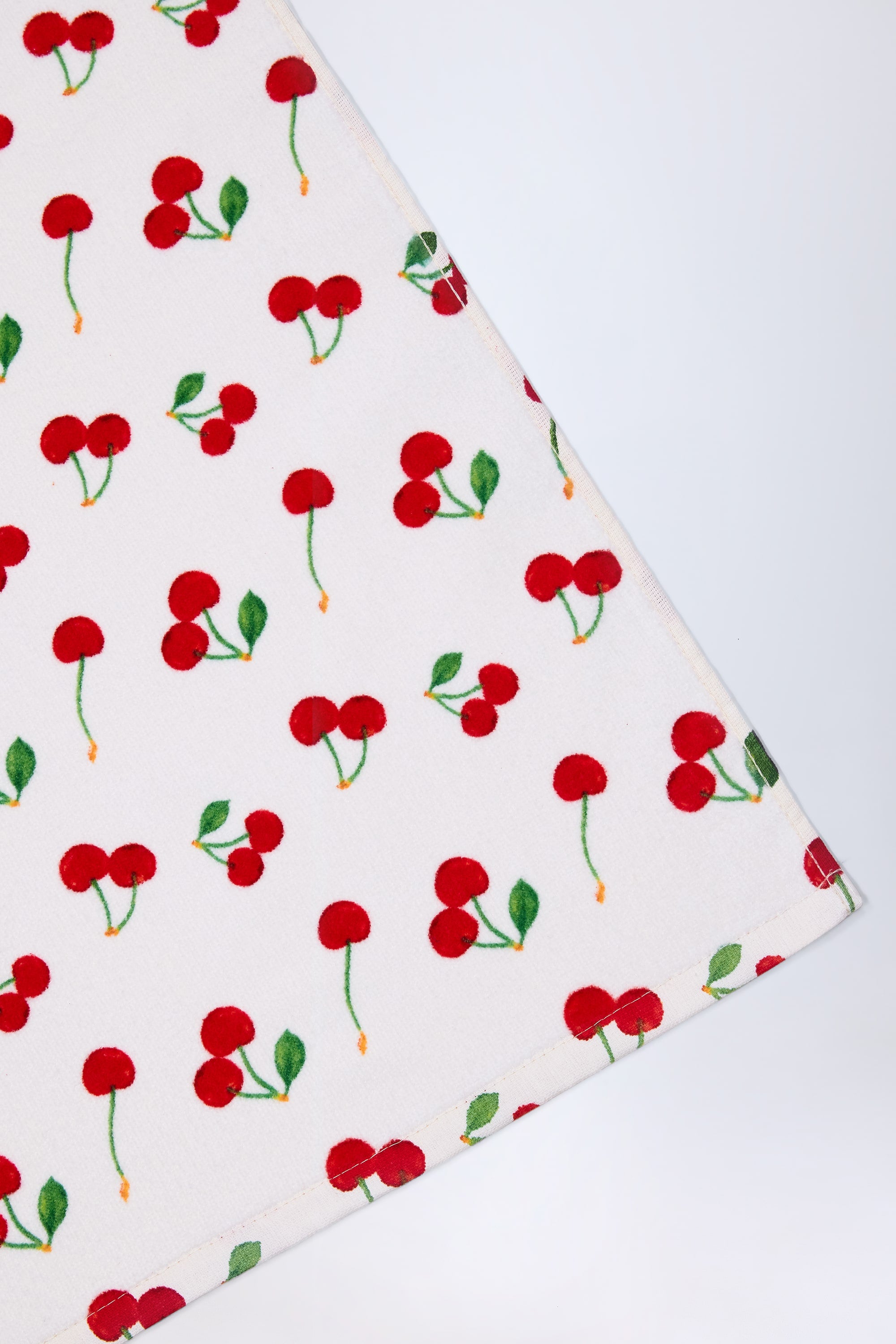 Toalla Logo Beach Towel in Cherry Print - Image 2