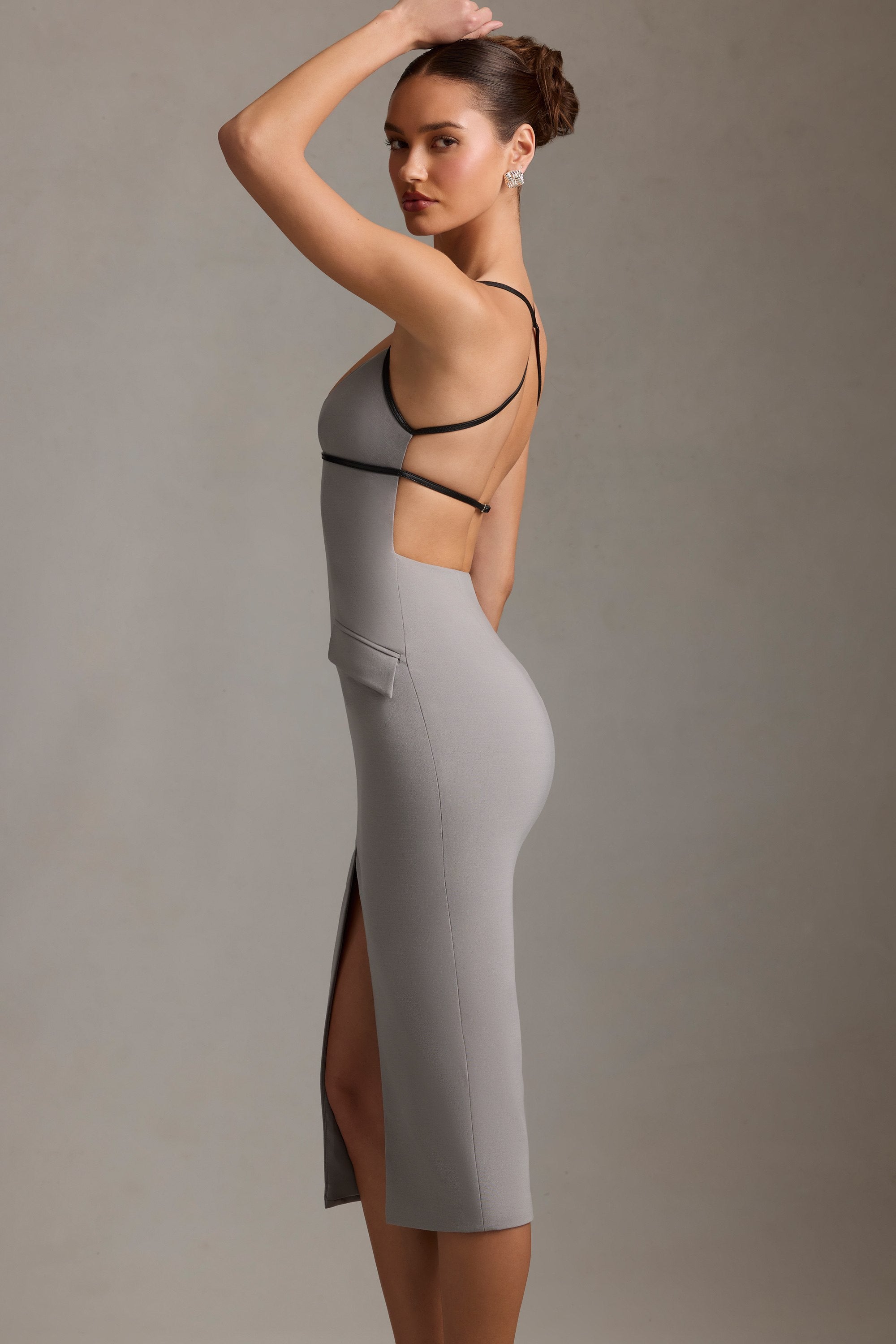 Veronique Plunge-Neck Backless Midaxi Dress in Grey - Image 3