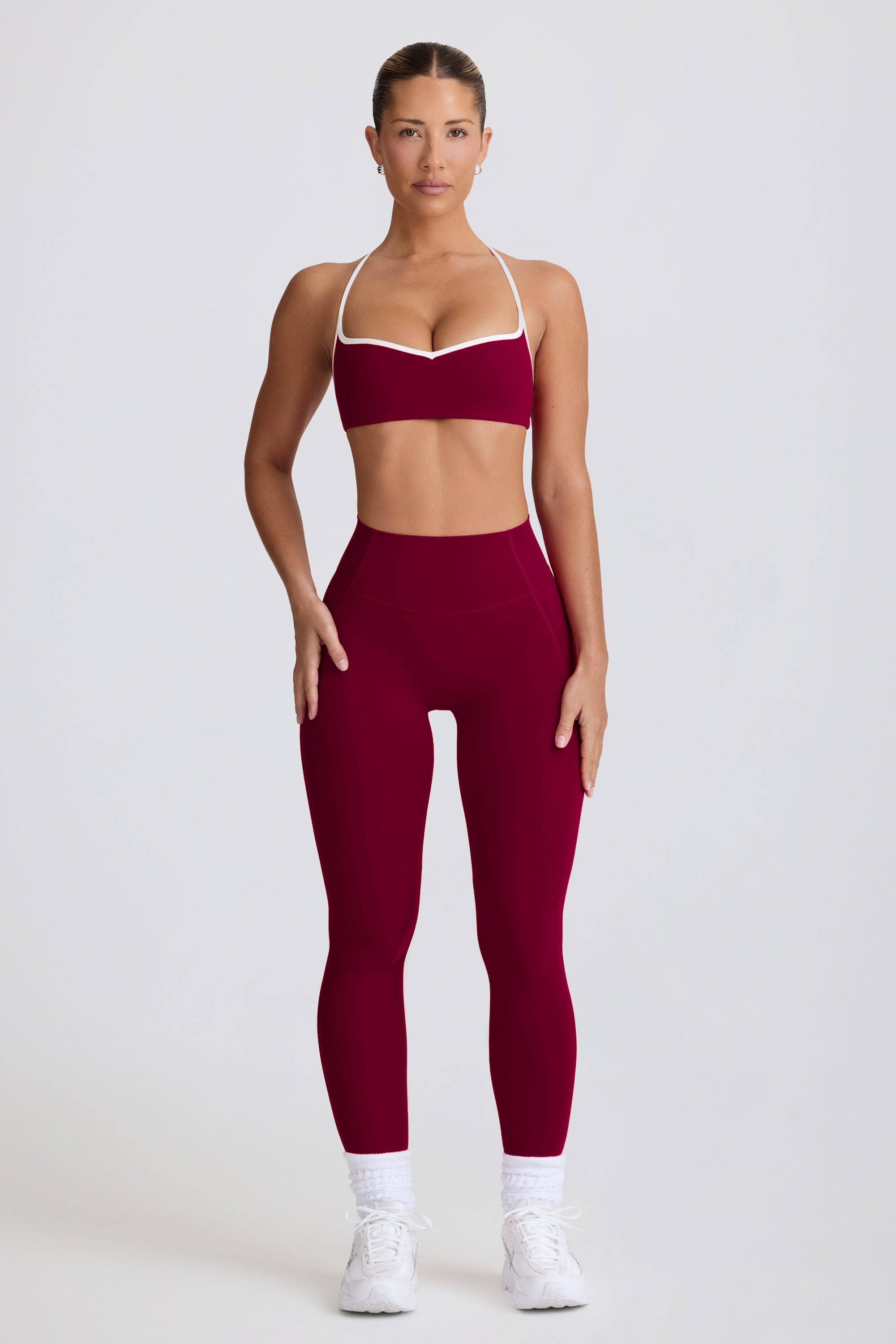 Soft Active Mid-Rise Leggings in Burgundy - Image 7