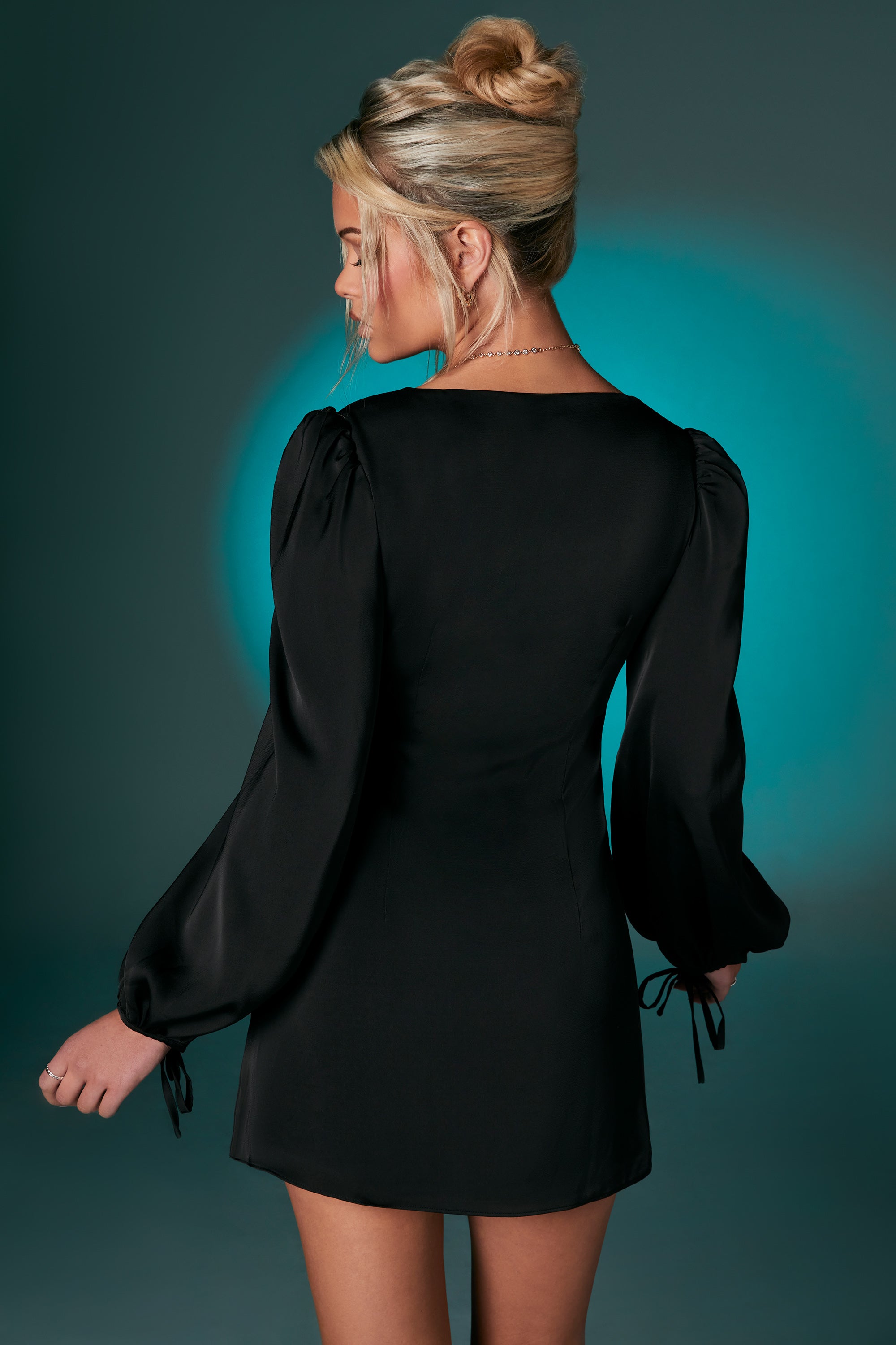 Vanna Balloon Sleeve Halter Neck Mini Dress in Black - Image 2