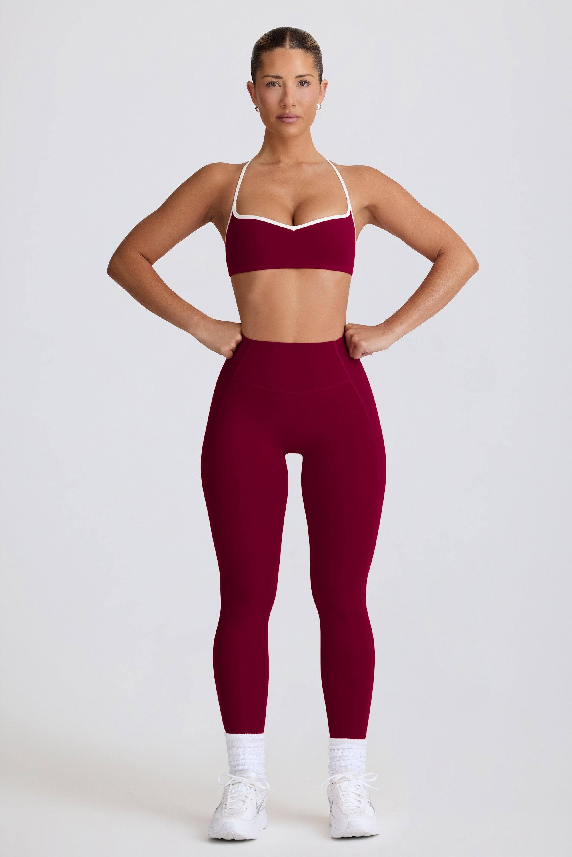 Soft Active Mid-Rise Leggings in Burgundy - Image 8