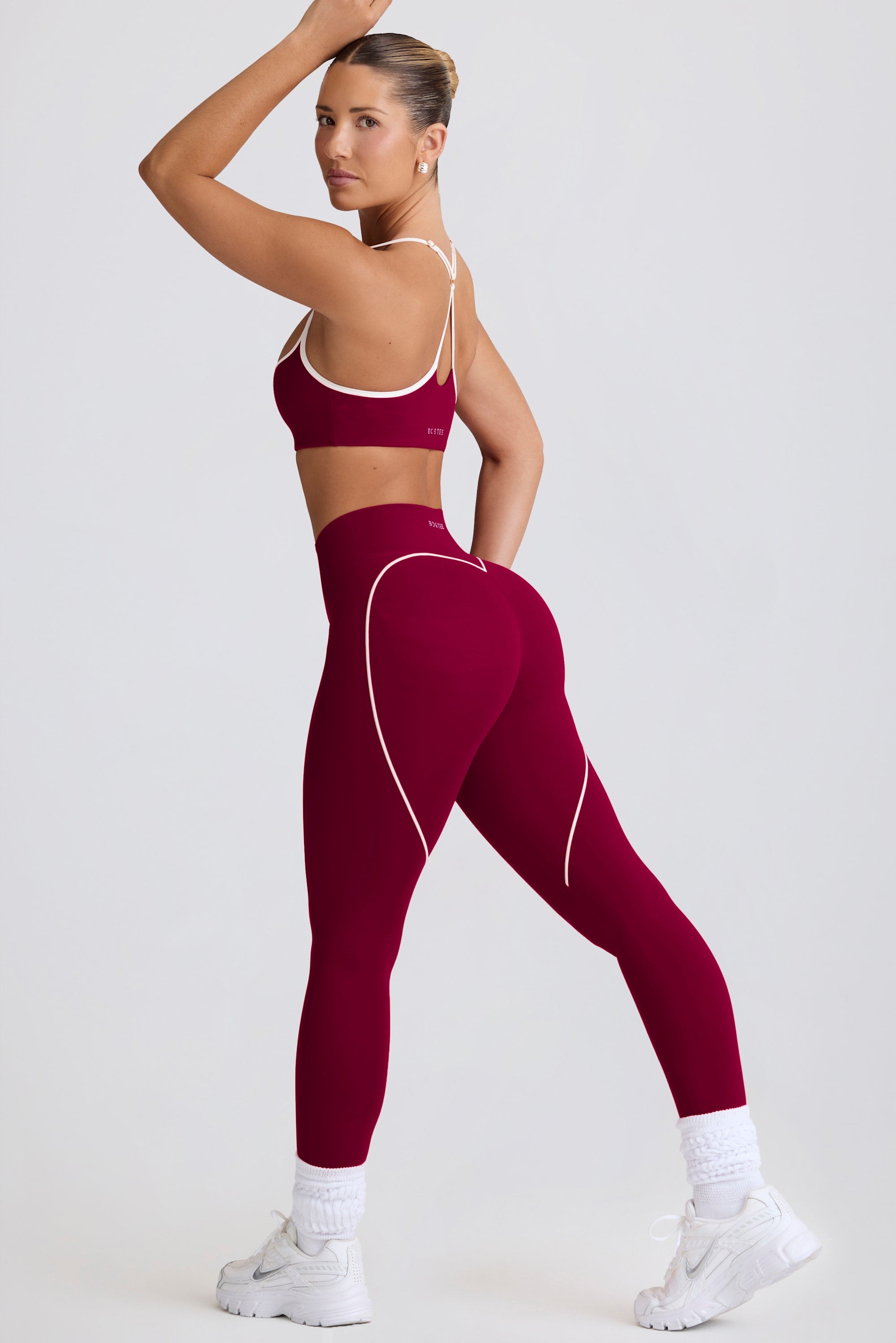 Soft Active Mid-Rise Leggings in Burgundy - Image 6