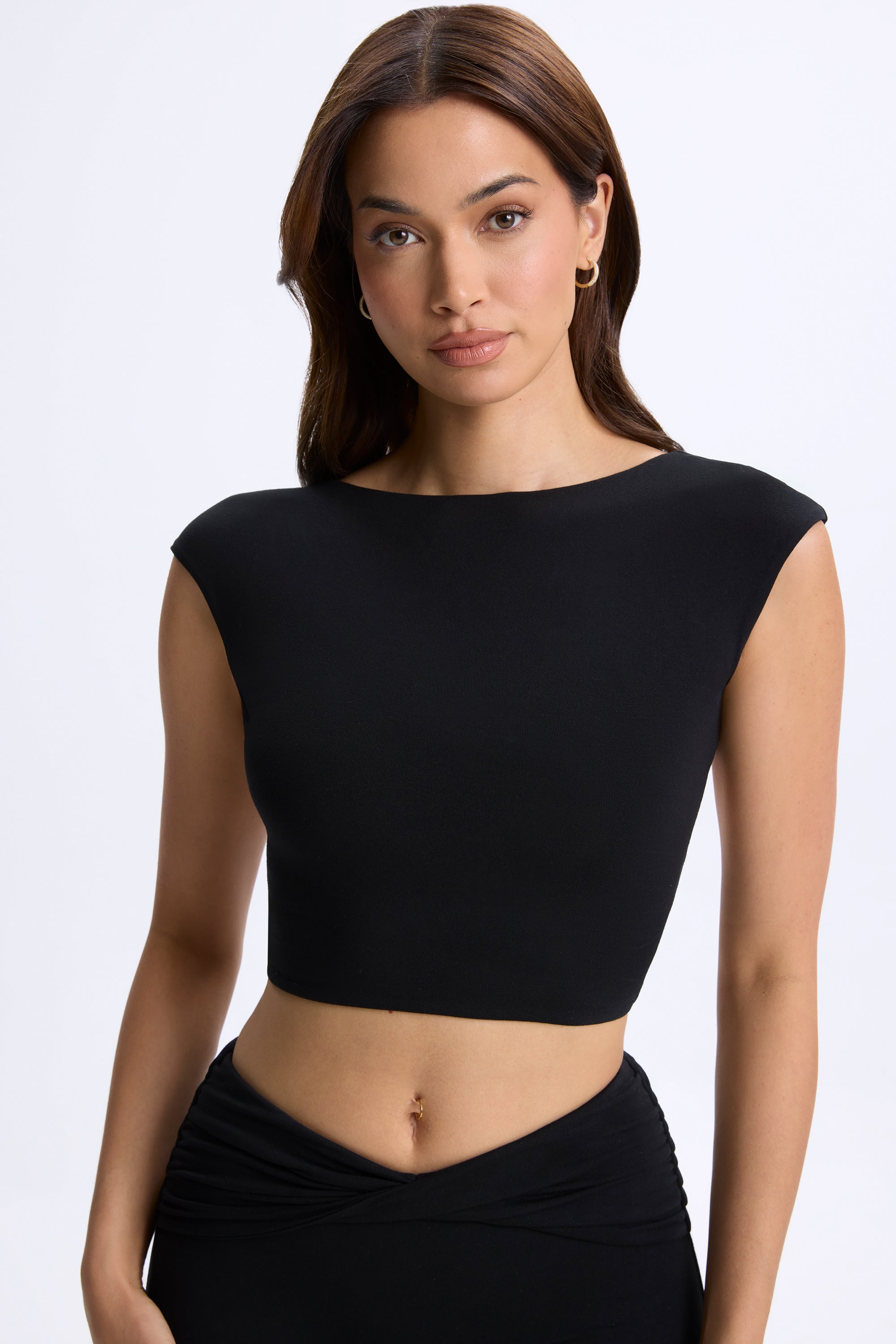 Juno Cap-Sleeve Open-Back Crop Top in Black - Image 4