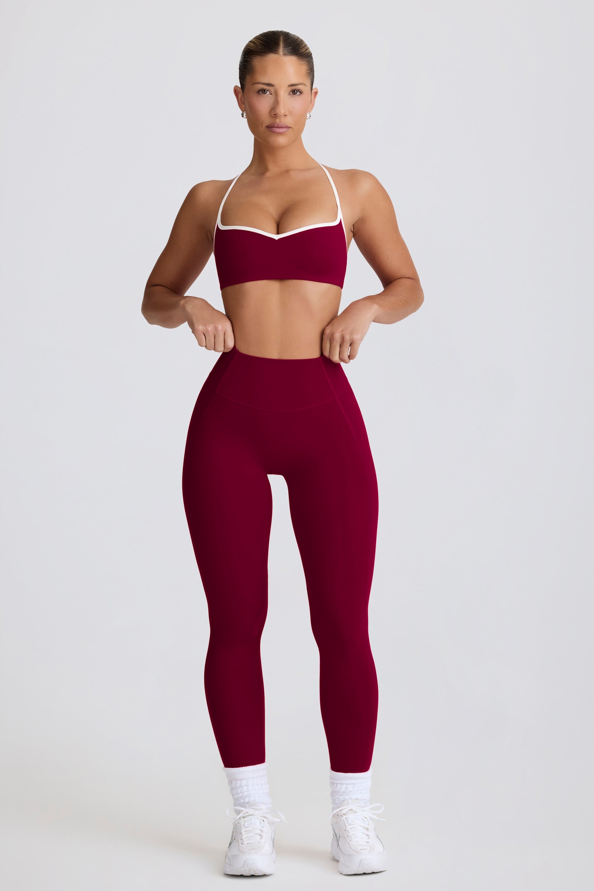 Soft Active Mid-Rise Leggings in Burgundy - Image 5