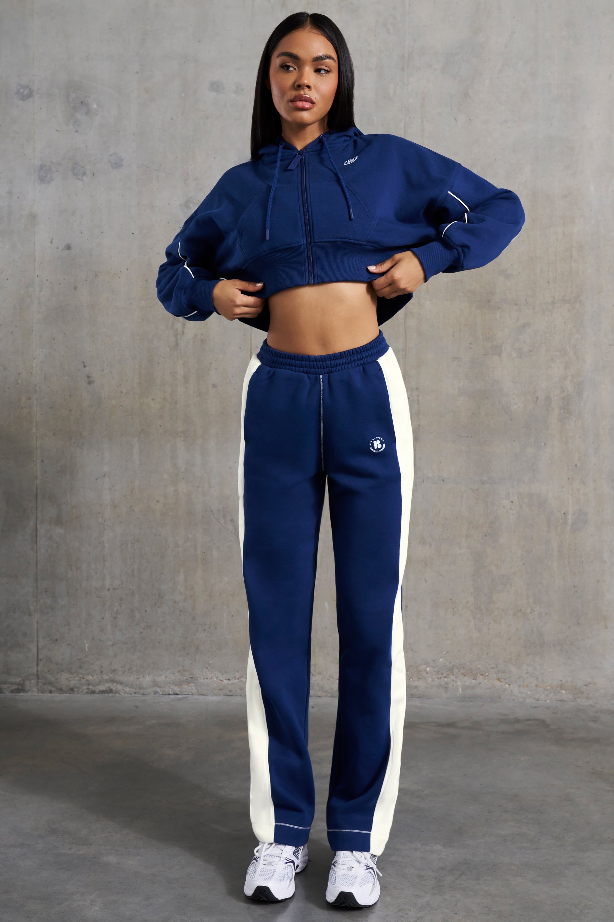 Elite Wide Leg Sweatpants in Navy - Image 7