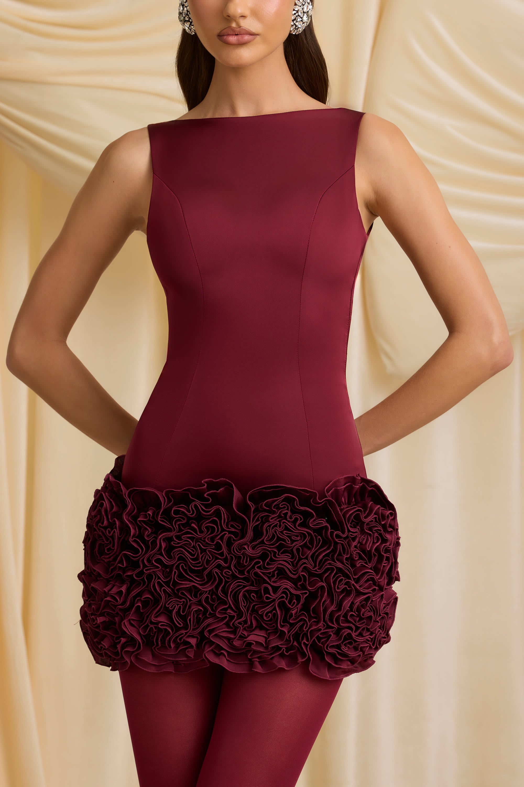 Florrie Appliqu?? Open-Back Mini Dress in Wine Red - Image 3