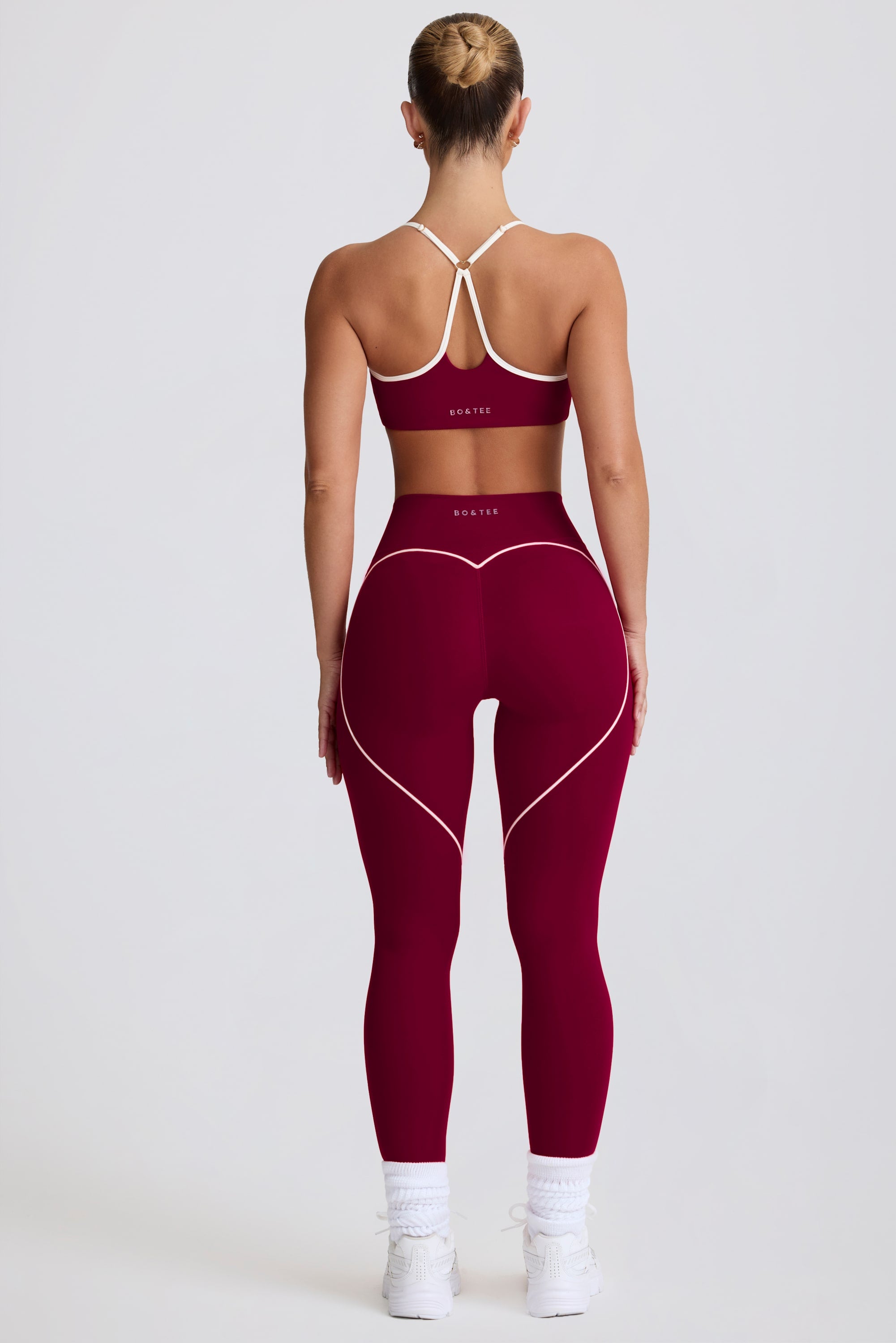 Soft Active Mid-Rise Leggings in Burgundy - Image 2